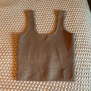 Abercrombie & Fitch Tan crop top- size small